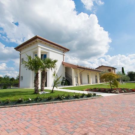 Agriturismo La Torretta بيسكانتينا المظهر الخارجي الصورة