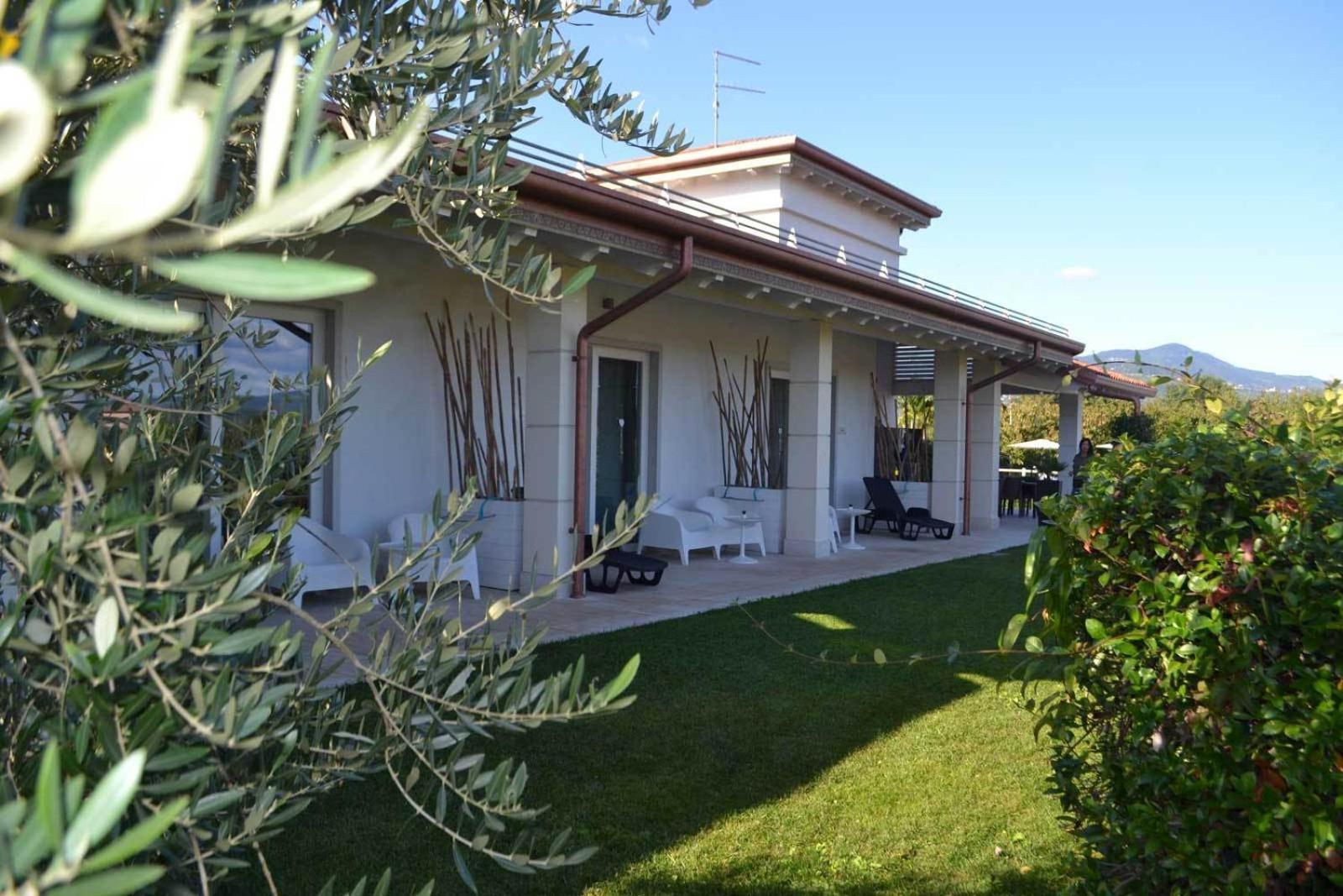 Agriturismo La Torretta بيسكانتينا المظهر الخارجي الصورة